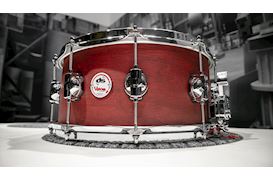 DS DRUM - VENOM 14x6.5" MAPLE SNAREDRUM - BRANDY WINE